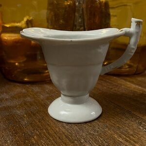 Antique Chinese 18th C. Export Porcelain Hand-Painted Helmet Creamer